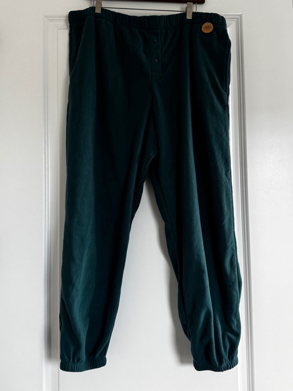 NWT V.S. PINK Cuffed Green Furry Pajama Sweatpants XXL